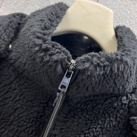 Alo Yoga Black Fleece Zip-Up Jacket - Picture 3 of 5